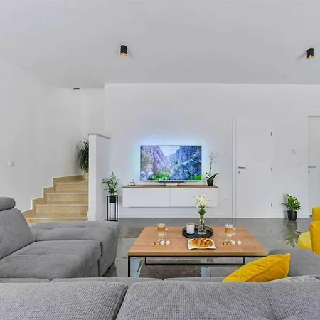 Banovi Comfortable Villa Vinjerac