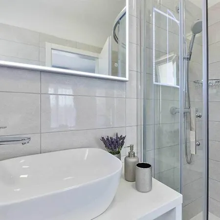 Villa Banovi Comfortable Vinjerac