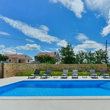 Villa Banovi Comfortable *