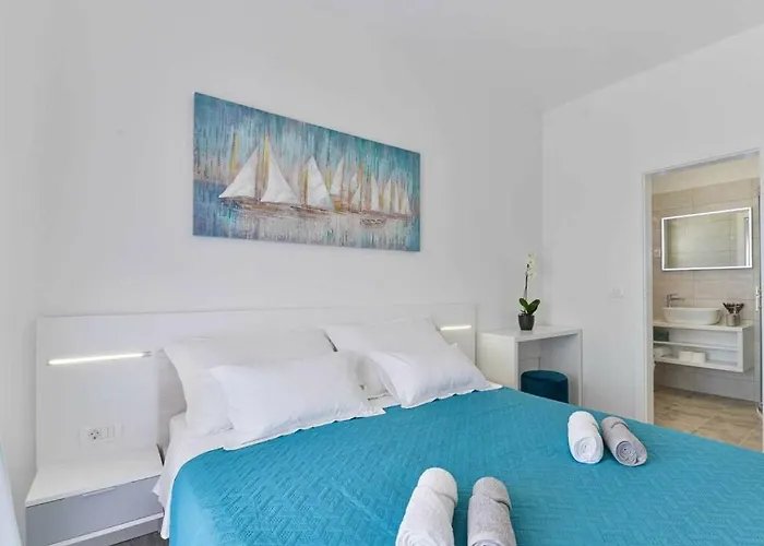 Banovi Comfortable Villa *