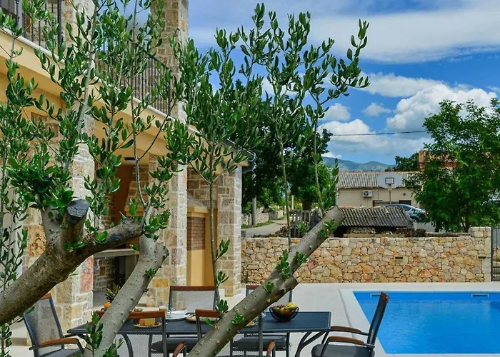 Banovi Comfortable *