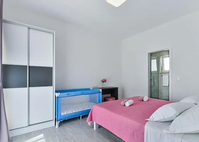 Banovi Comfortable Villa Vinjerac