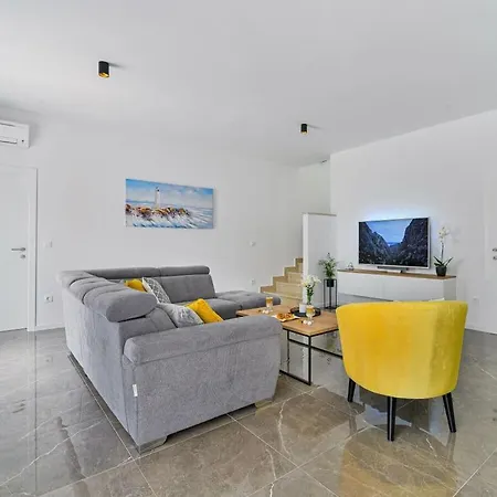 Banovi Comfortable ヴィンイェラック