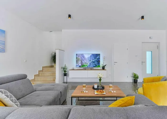 Banovi Comfortable Villa Vinjerac