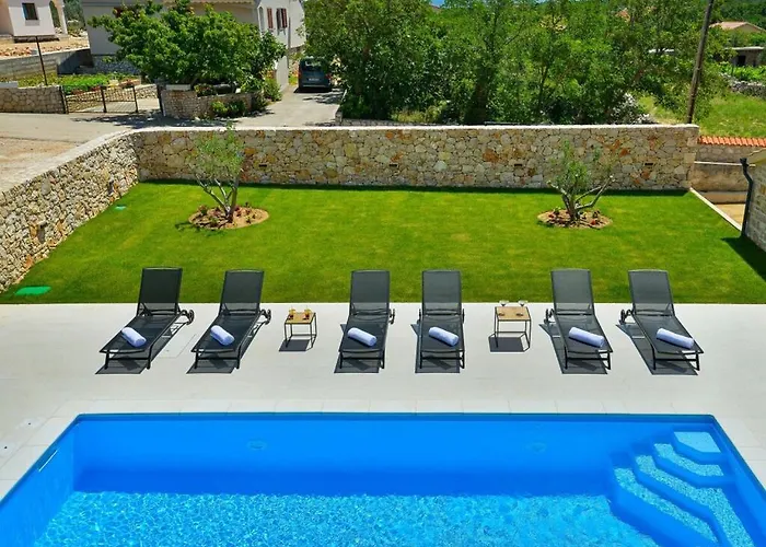 Banovi Comfortable *