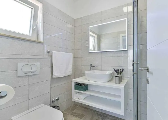 Banovi Comfortable *