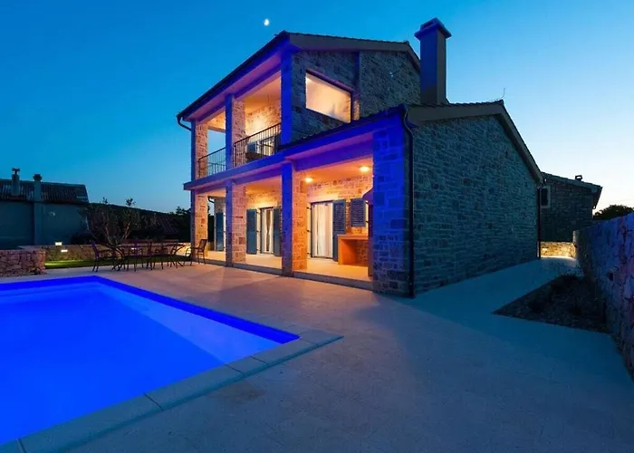 Banovi Comfortable Villa Vinjerac