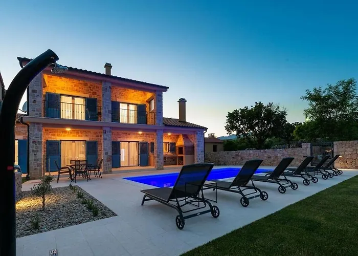 Banovi Comfortable Villa *