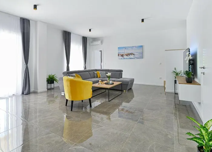 Banovi Comfortable Villa *